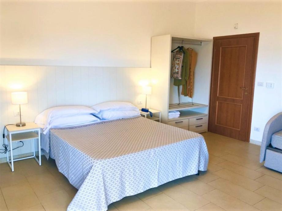 Eleonora Hotel 3*