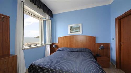 Hotel Eleonora 3*