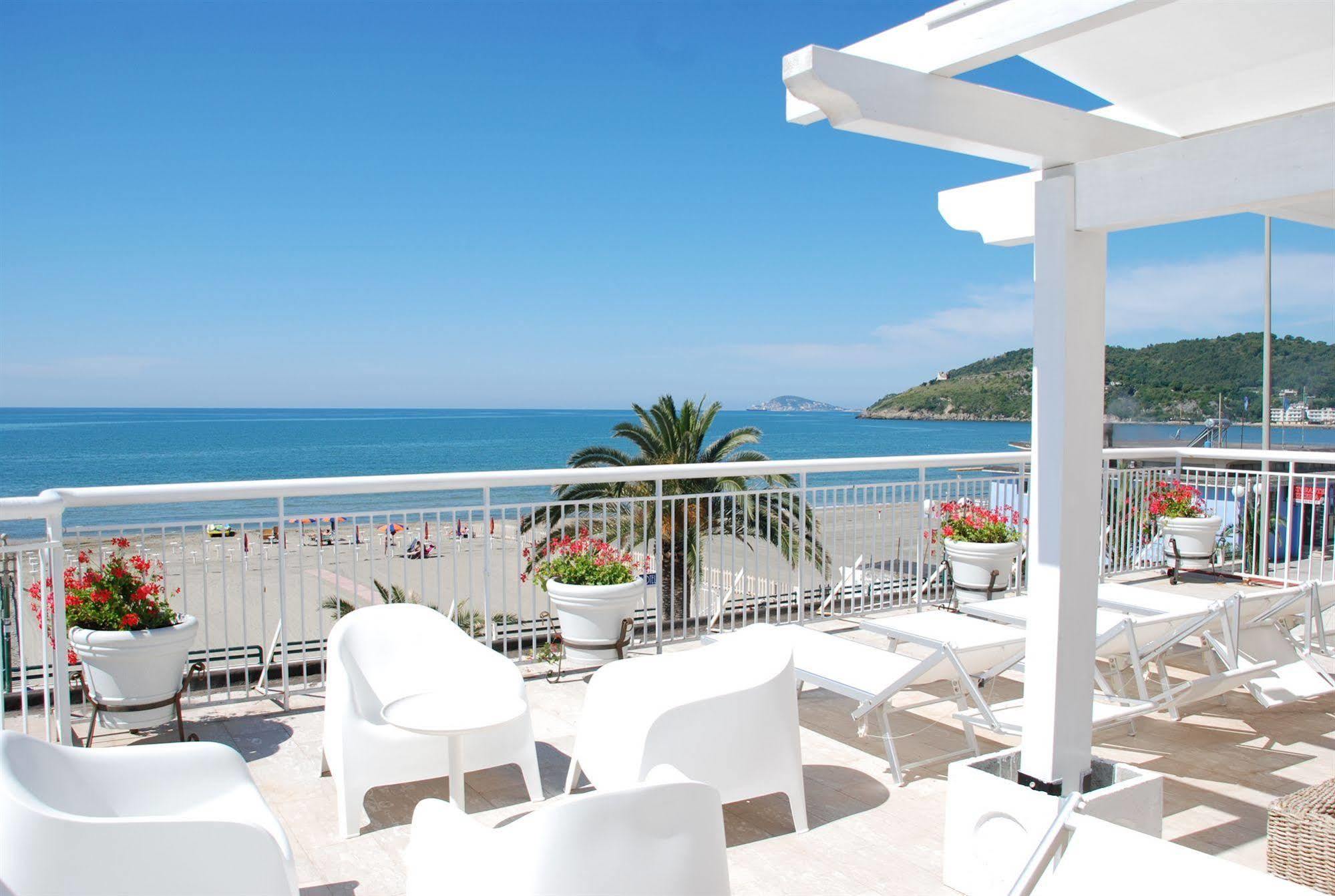 Eleonora Hotel 3*
